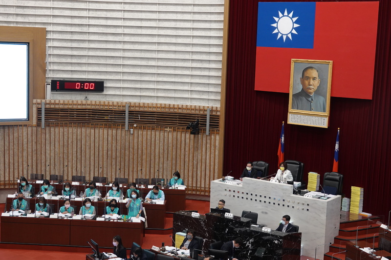 漾新聞|李喬如議員質詢建議敬老金提升至2千元 社會局允研議
