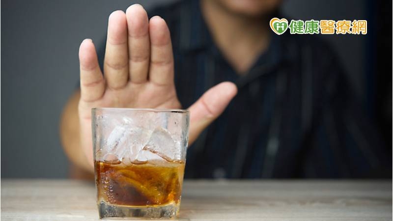 長期飲酒致腦功能障礙 酒癮治療重拾精彩人生