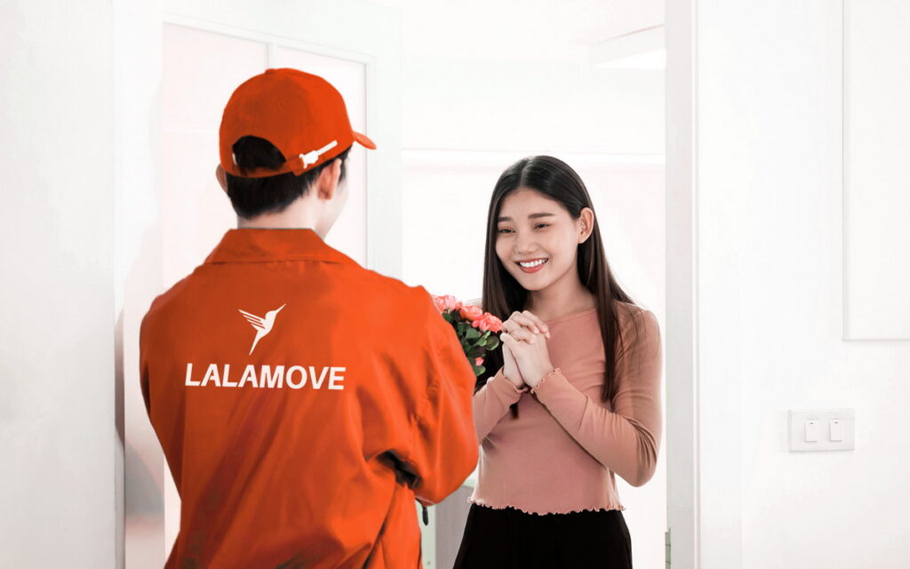 Lalamove觀察,慶祝情人節用戶送鮮花、送蛋糕需求大增,情人節前3天到節日當天為訂單高