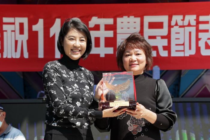 信義鄉農民節表揚大會 許淑華感謝農民付出帶動農業發展