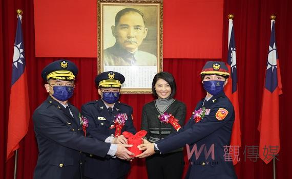 南投縣警察局卸新任分局長聯合交接典禮 許淑華縣長主持授階