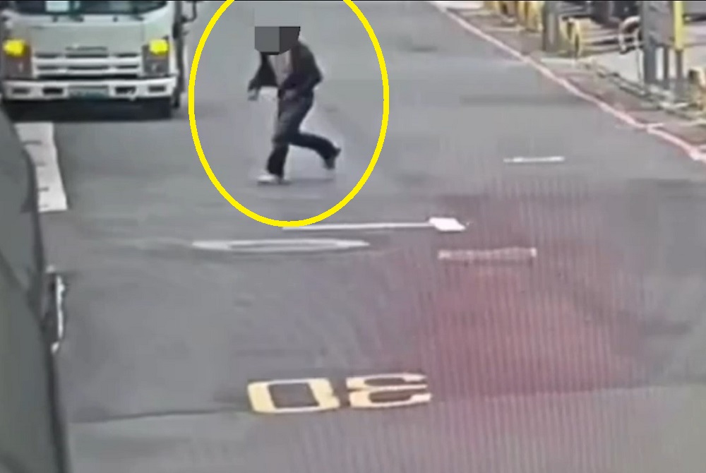涉竊娃娃機店遙控車 警意外查獲手槍子彈跟毒品逮5人 95 202302100