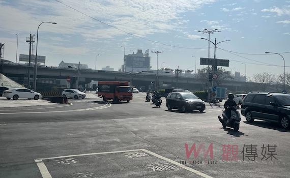 仁德萬代橋施工衍生交通亂象 民代現場會勘尋解方