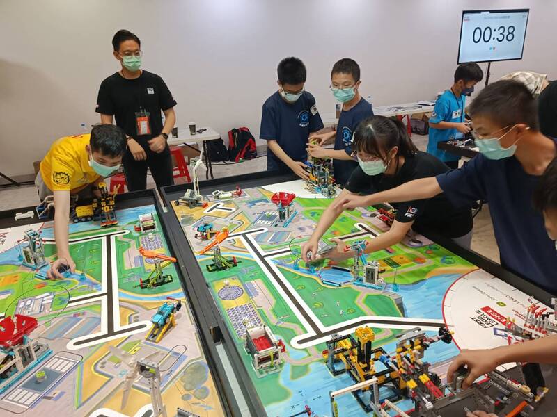 漾新聞 FIRST「能源」機器人大賽 科工館開跑