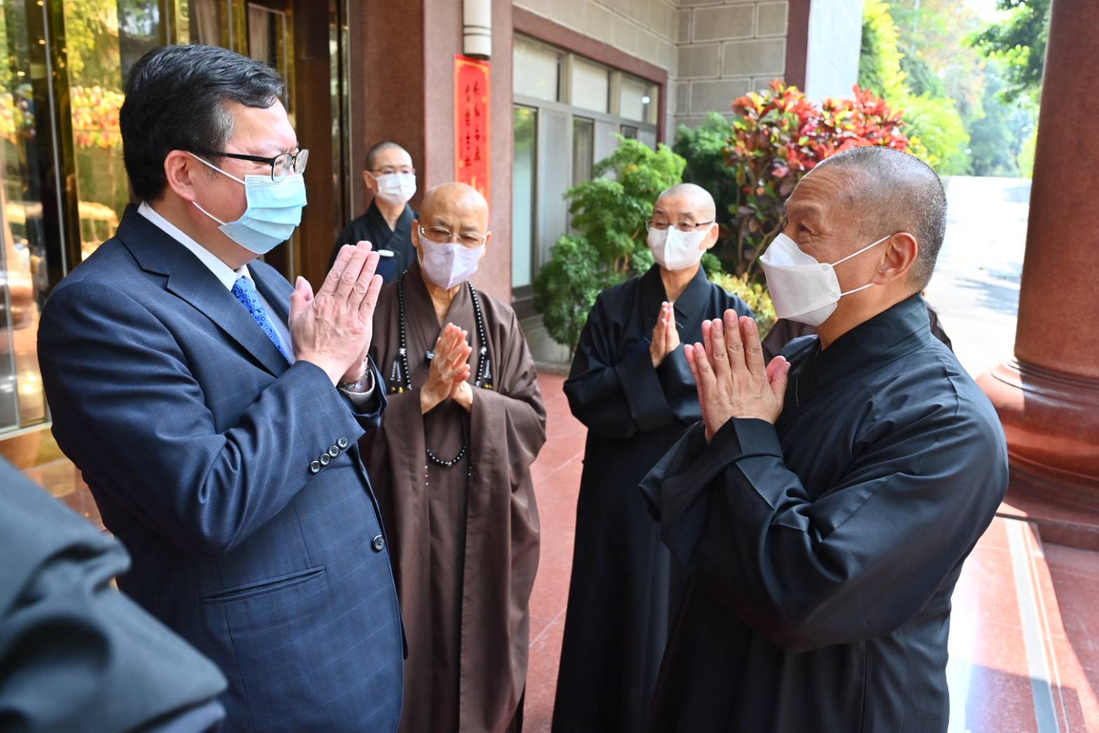 【有影】鄭文燦赴佛光山弔唁:星雲大師為一代宗師 114 匯流新聞網CNEWS資料照195230211a01