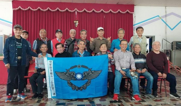 54年前空軍防砲老戰友聯誼餐會相見歡
