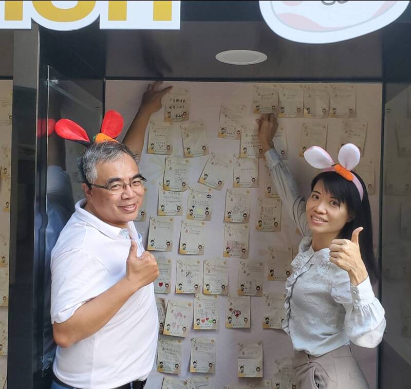 漾新聞|河堤國小雙語開學 祈福卡寫出兔年新希望 杜昌霖目標:減重10公斤