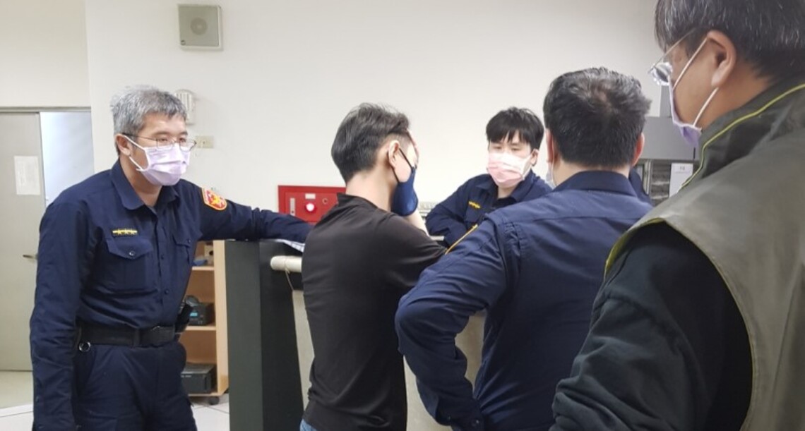 台南黃男欠稅百萬仍高檔消費遭管收