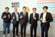 圖4:左起高雄市議員簡煥宗、LINE台灣董事長陳立人、一卡通代理董事長廖泰翔、高雄市長陳其邁、一卡通總經理鄭鎧尹於展區合影
