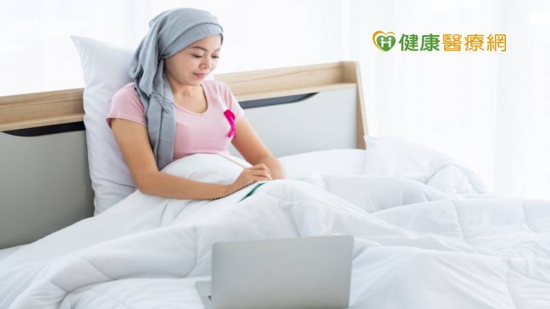 乳癌婦下肢突癱瘓 就醫驚見「乳癌轉移」