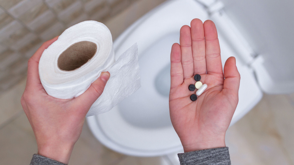 瀉藥吃太多腸胃罷工? 藥師詳解「緩瀉劑」功效與禁忌,沒吃這2項恐白費?