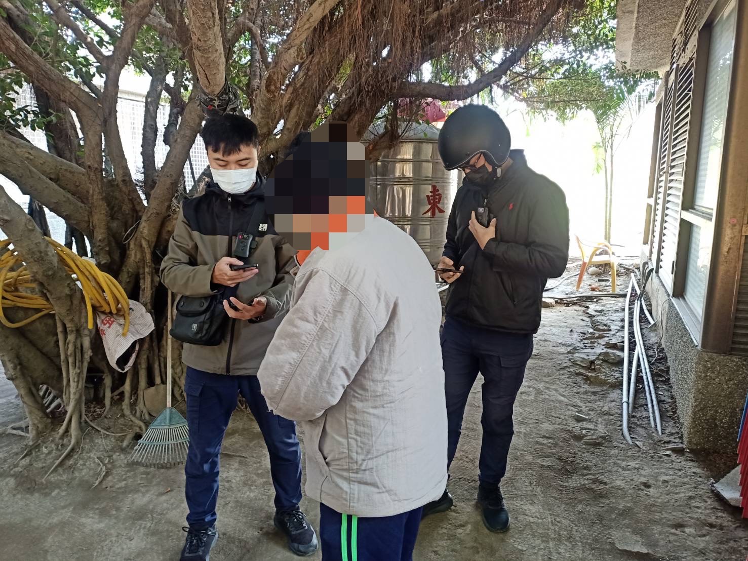 進校園偷包鞋警循線逮捕歸案