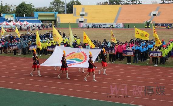 雲林中小運動會展開競技 順安宮點燃聖火傳遞進場