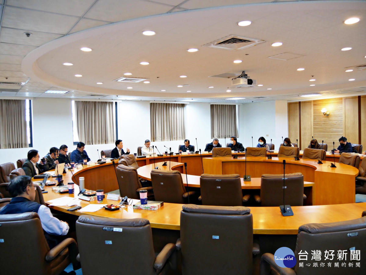 桃市府合作推動「攜手愛無限」計畫,盼「愛心效益」在桃園無限擴大。