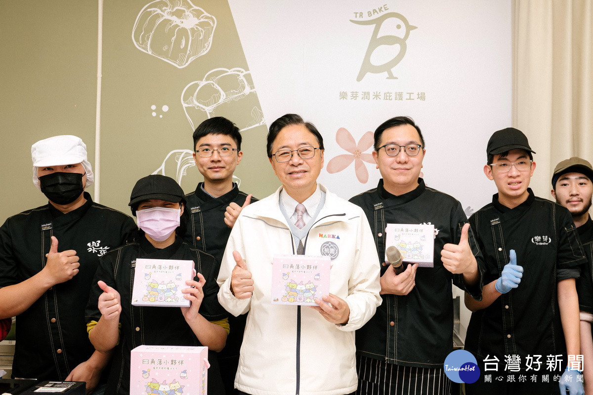 桃園市長張善政邀請市民朋友們一起支持身障朋友穩定就業,打造溫暖桃園。