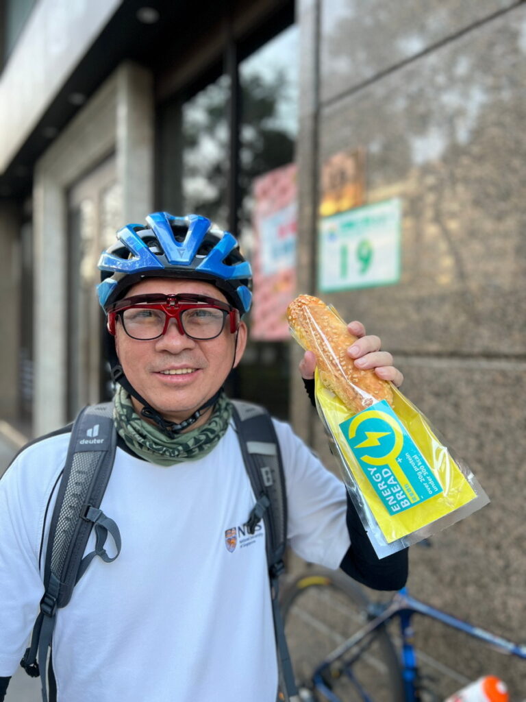 統一集團聯手熱衷自行車運動的吳寶春師傅,推出好吃又能補充蛋白質的「能量麵包」新概念,為麵包寫下新定義。