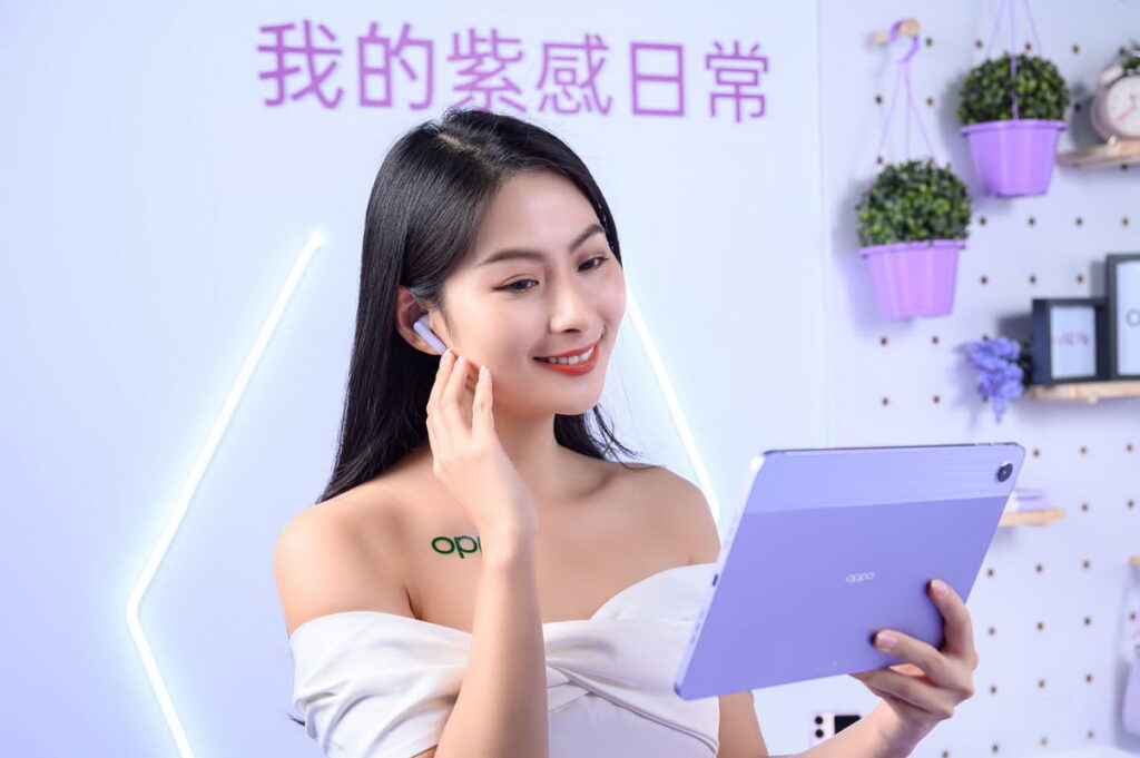 Enco Air3 真無線耳機搭配Pad Air 升級版,跨裝置連動功能,可將手機螢幕共享於平板,