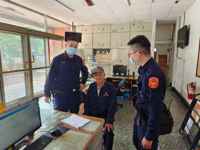 警民合作 協助失智翁平安返家
