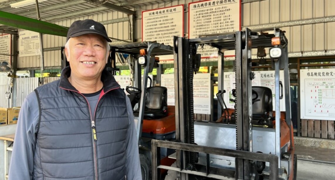 退而不休 持續培養就業人才的劉中校