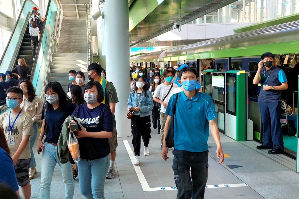 室內口罩解禁倒數 台中捷運:進站及搭乘仍須全程配戴 72 S 132866188 1
