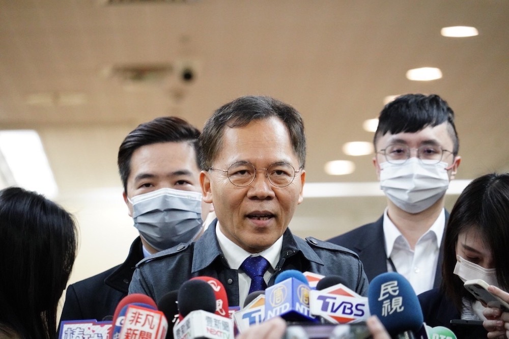 蔣萬安接見上海訪團 指示林奕華溝通雙城論壇今年續辦 102 台北市府副秘書長王秋冬。
