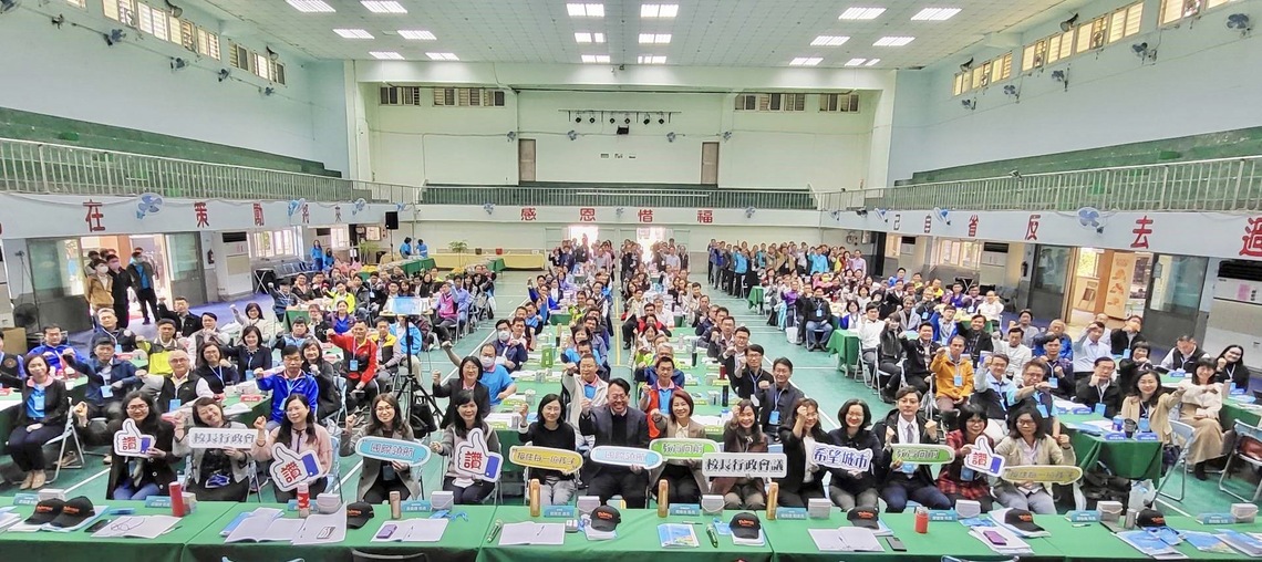 111學年度第二學期校長會議  屏東縣縣長期許校長為孩子打造安全的學習環境