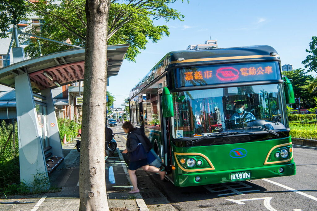 電動公車