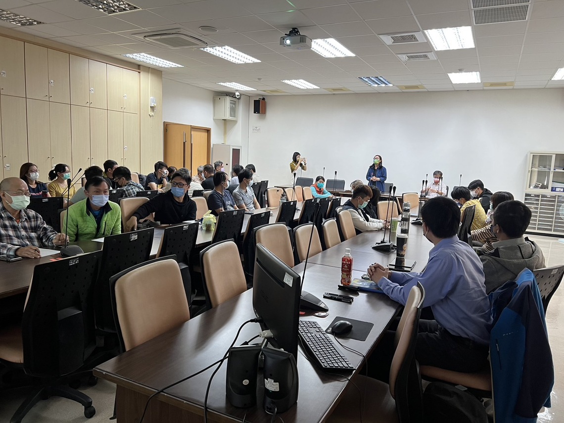 因應氣候變遷,溪流工程導入淨零碳排 與環境友善策略 林務局屏東林區管理處於112年2月22日辦理「工程友善生態環境教育訓練」