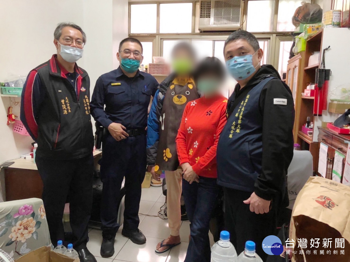 龜山警慰問抗癌義警。