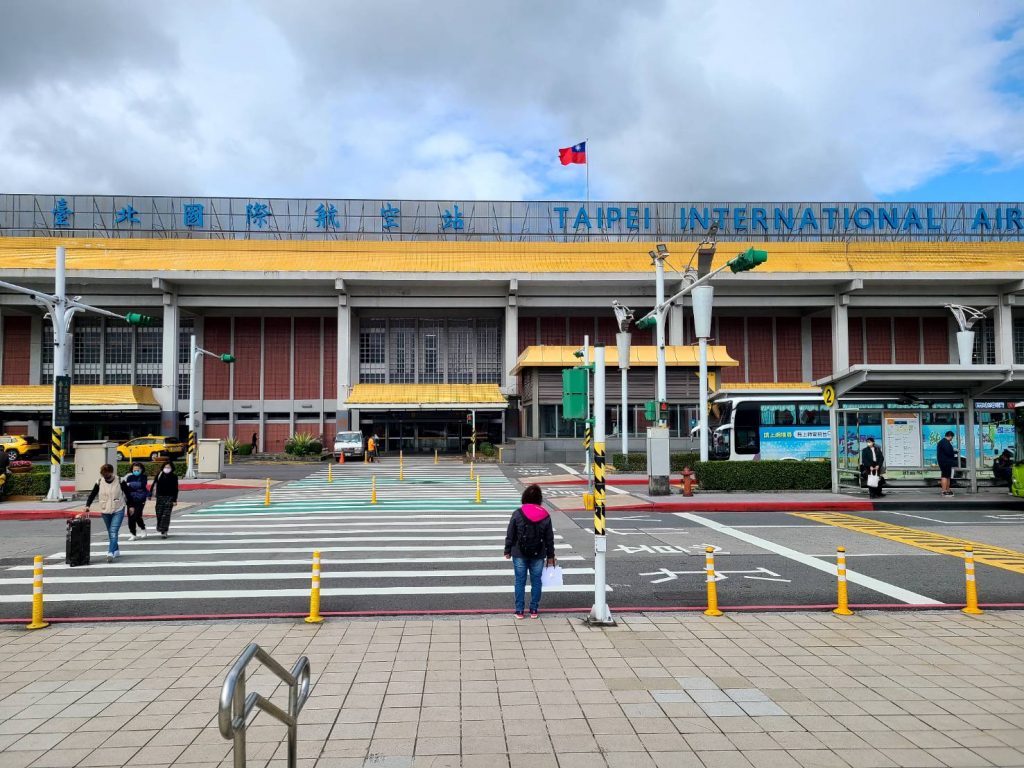 紓困方案結束，松機航站發函所有航空公司及所有合約廠商追繳全額權利金。(記者林金聖攝)