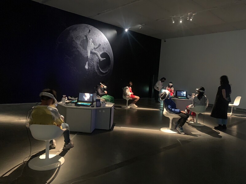 漾新聞|大樹國小學童參觀高美館元宇宙劇場 體驗藝術與科技的心靈饗宴