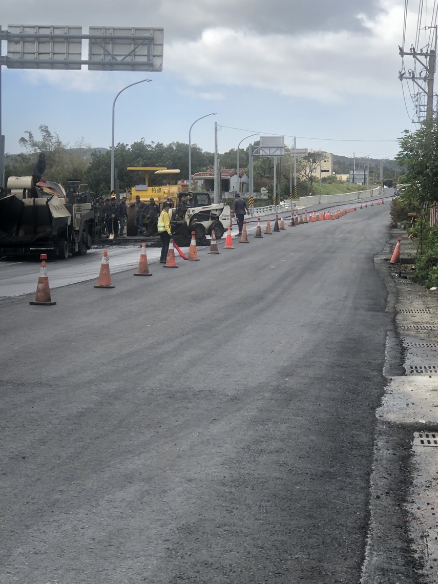 恆春滿州縣道200線道路228連續假期前完成鋪設