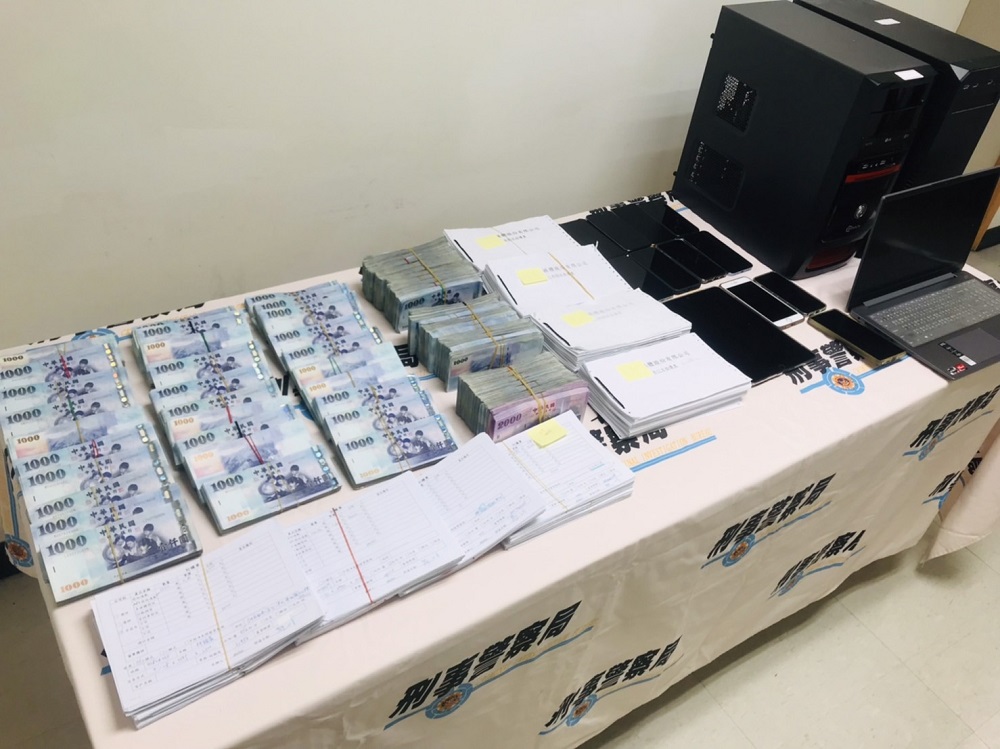 發送詐欺簡訊 警扣二類電信疑不法所得逾600萬元 92 9876
