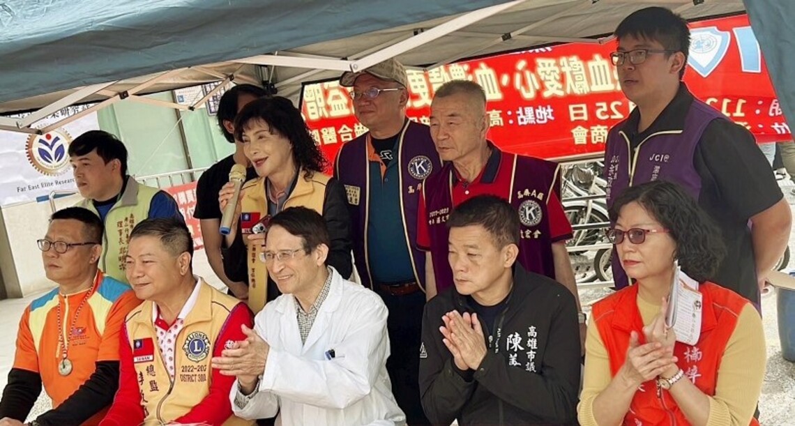 公益團體辦「捐血利他愛心做公益」捐血活動 獲得460袋佳績