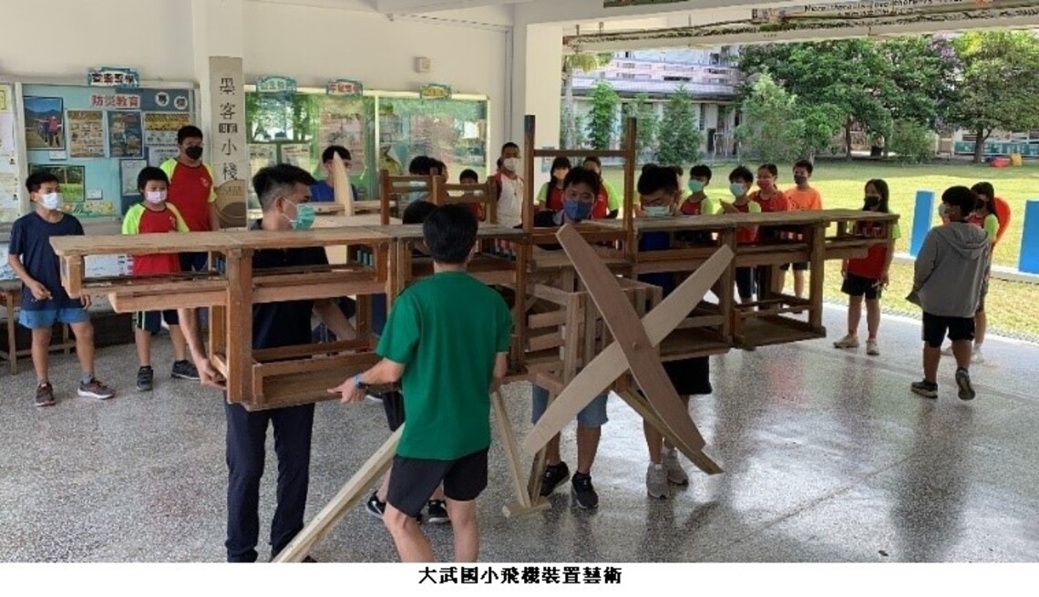 廢棄課桌創意重生！公東高工「木藝創作」落實做中學