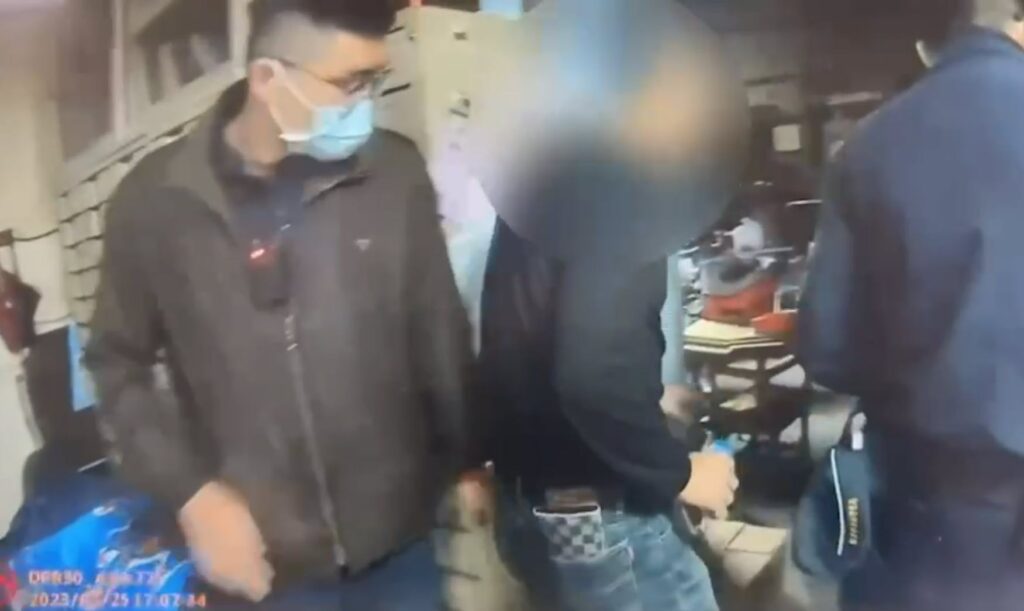 犯嫌上車畫面