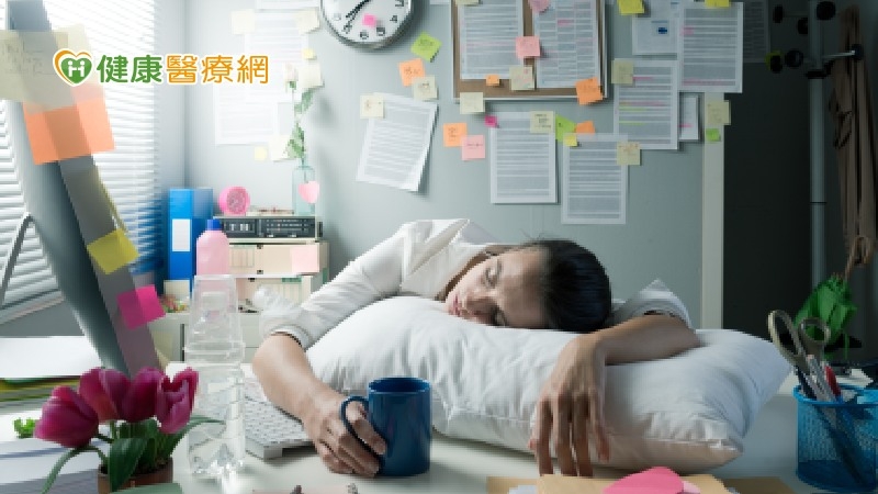 「明明沒做什麼,卻每天都覺得累」 你也慢性疲勞症候群了嗎?