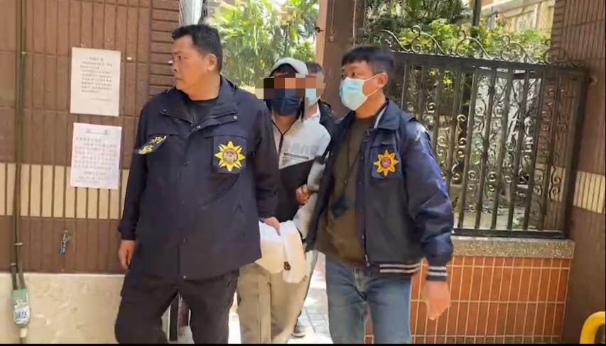 男子詐取高價手機警火速緝獲