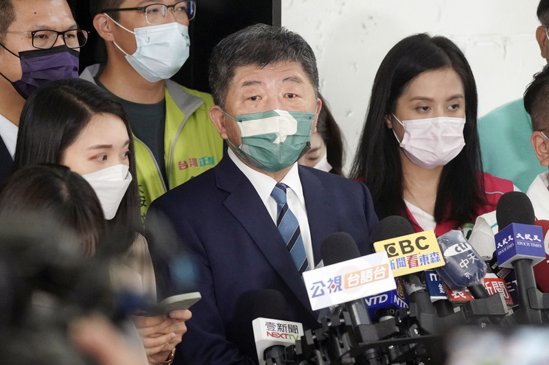 陳時中說,鍾小平等人提告是政治動作。中央社