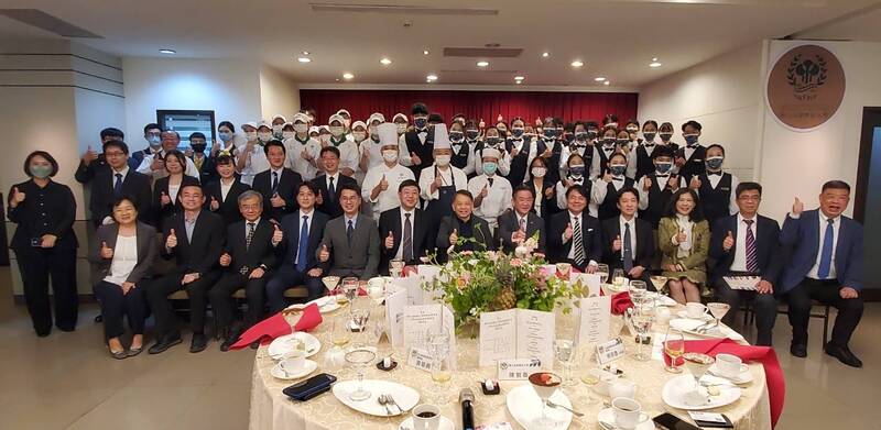 漾新聞|國立高餐大啟動海外實習 日6大知名飯店業者跨海來台面試
