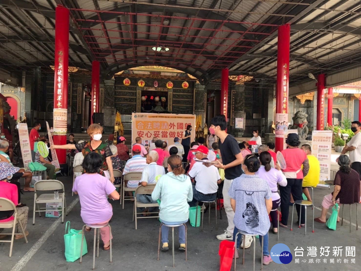 嘉義縣警局深入社區宣導防詐/警方提供