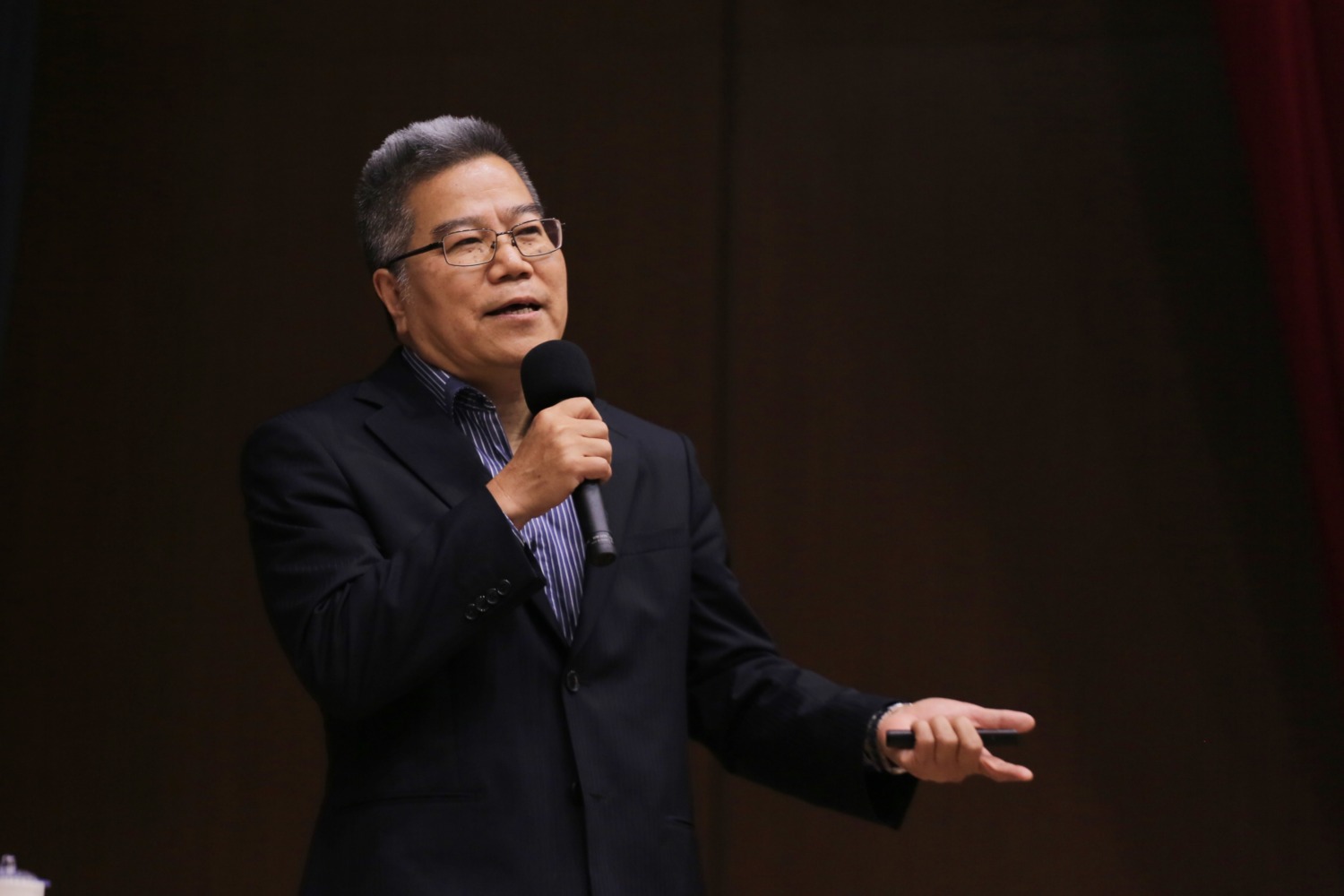 中山大學科技大師講座 周光春暢談半導體故事與未來