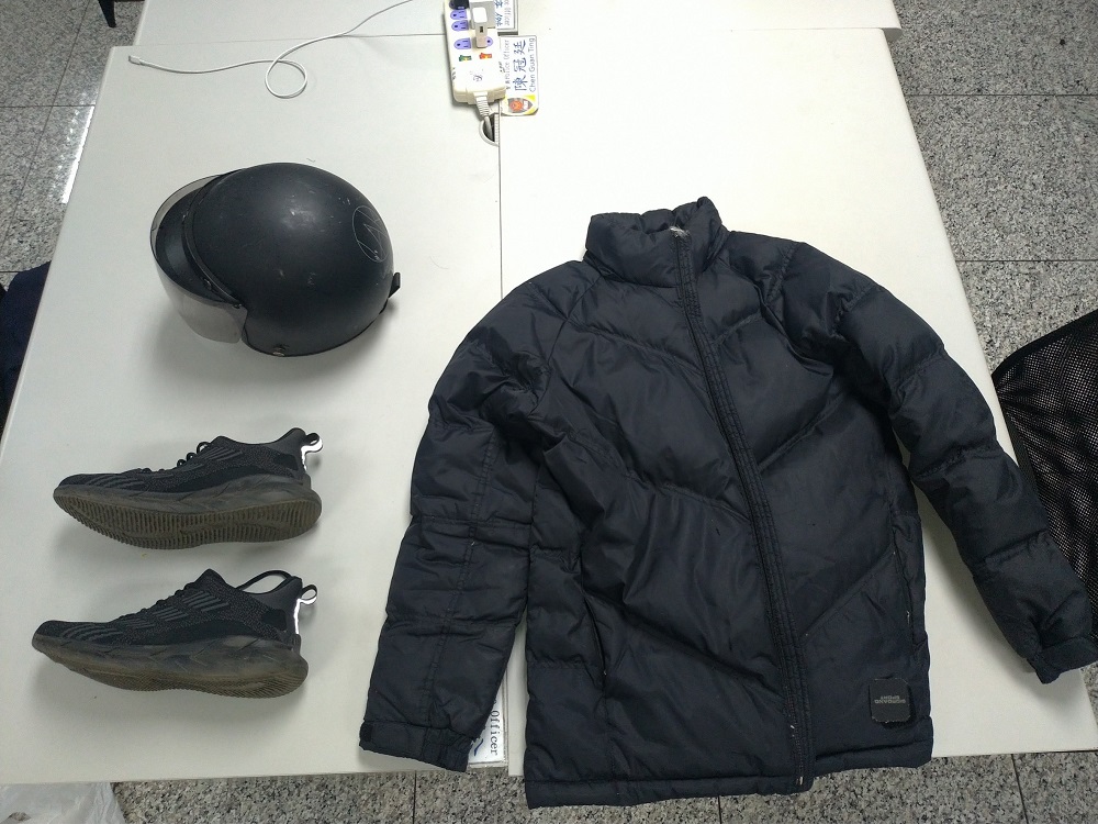 戴安全帽偽裝騎士行竊 專偷夾娃娃機店改汽車號牌仍被逮 65 S 563077137