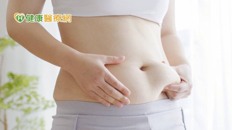 2個動作減掉過年肥肉 在家就能輕鬆運動!