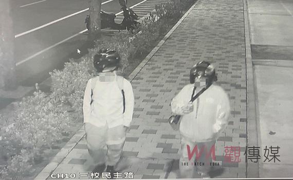 酷!2男子徒步帶安全帽逛大街 囂張竊嫌1羈押獲准1限制住居
