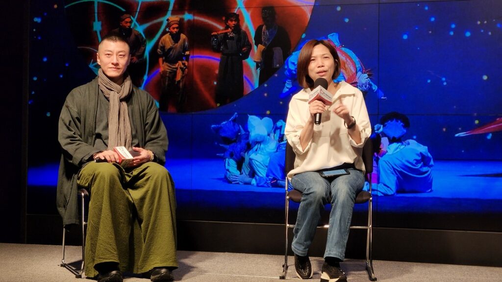 現場藝術暢談,演員盛鑑、導演戴君芳。(圖/陳惠玲攝影)