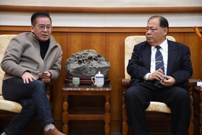 陳光復會見環保署稽查總隊長 爭取馬公蛋黃區經費