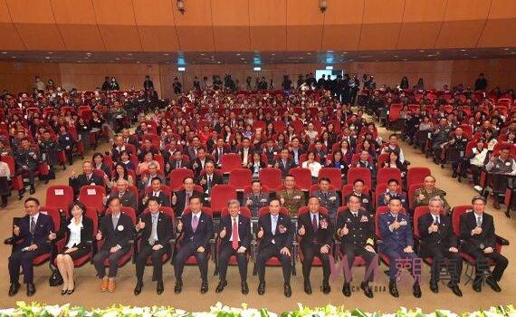 兵役節慶祝大會頒獎 陳揆勉發揮溫暖堅韌力量守護每寸土地
