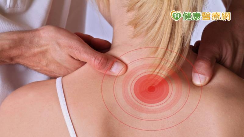 常做這3件事就能達到保健與養生! 用梳子梳頭助長壽