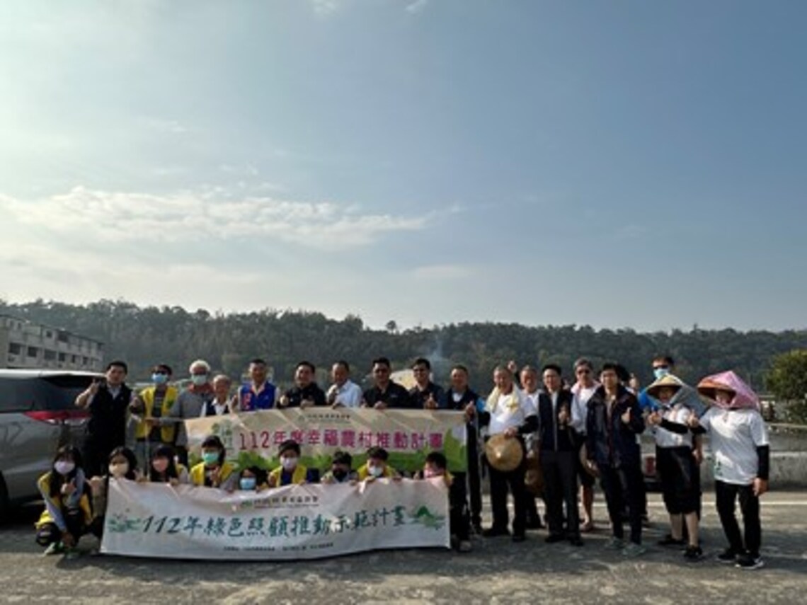 美不勝收!台中外埔打造1.3公頃彩繪稻田 5種顏色稻秧編織成圖